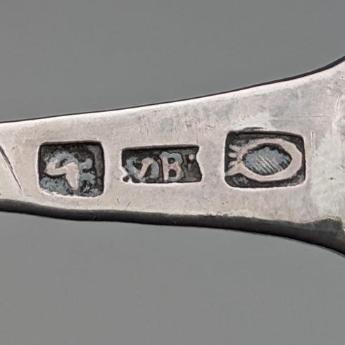 約 1890 年瑞士古董純銀茶盒湯匙貝殼和天使裝飾